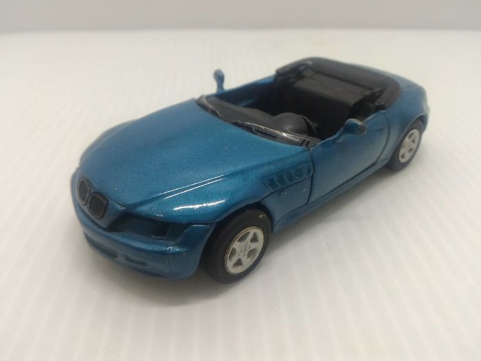 買動漫 C1 中古模型車缺件戰損早期welly Bmw Z3 Roadster 1 43合金屬迴力車 03