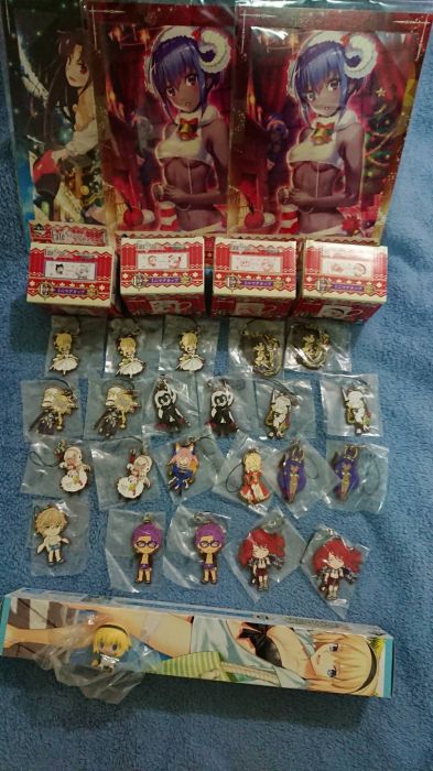 【FGO】Fate 聖誕 夏日 泳裝 一番賞 官方 伊絲塔凜 黑貞 白貞 圓桌 梅林