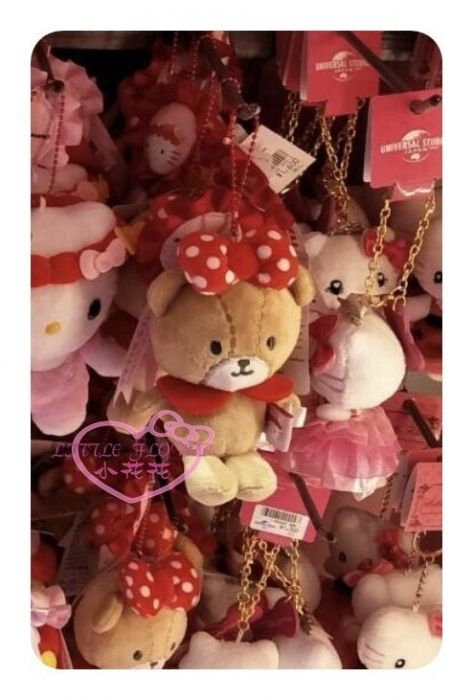 ♥小花花日本精品♥日本大阪環球限定三麗鷗凱蒂貓KITTY紅色點點大蝴蝶結小熊玩偶吊飾偶96806500