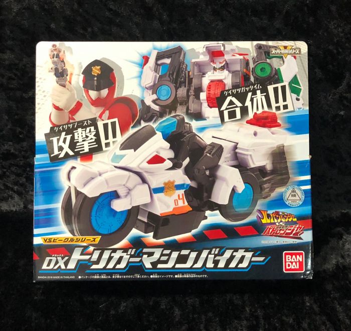 《GTS》BANDAI 警察戰隊 VS載具系列DX 巡邏機車 BT22314(可與巡邏凱薩結合)