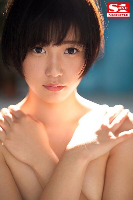 【ACG網路書店】(代訂)9784867171059 AV女優 兒玉玲奈 児玉れな 1st寫真集 『OVERCOME』